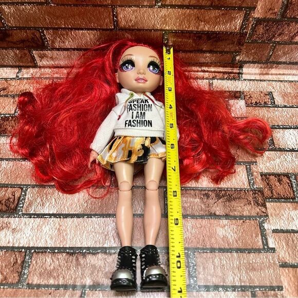 Rainbow 🌈 ❤️High Ruby Anderson ❤️fashion doll - Picture 7 of 8